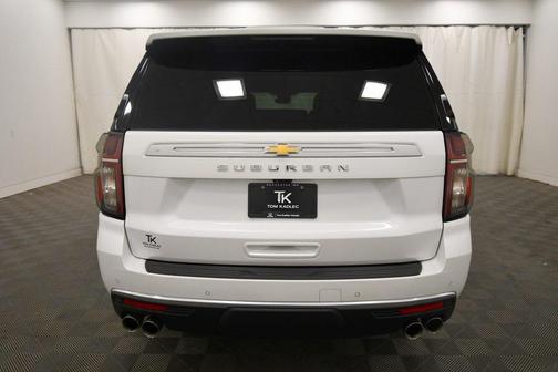 2023 Chevrolet Suburban High Country