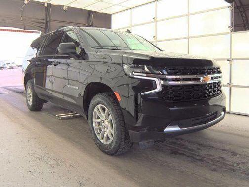 2023 Chevrolet Suburban LS