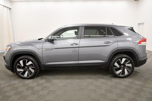 2024 Volkswagen Atlas Cross Sport 2.0T SE w/Technology 4MOTION