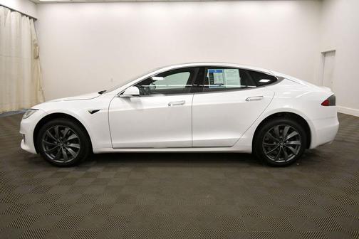 Pearl White Multi-Coat 2018 Tesla Model S 75D