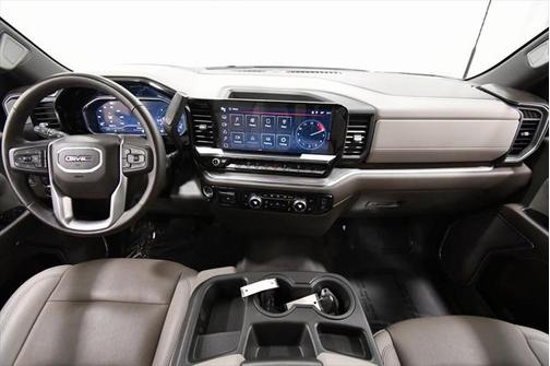 2024 GMC Sierra 3500 SLT