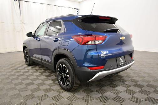 Pacific Blue Metallic 2021 Chevrolet Trailblazer LT