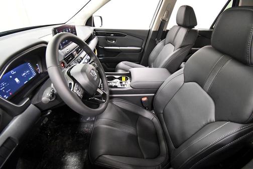 Modern Steel Metallic 2026 Honda Pilot EX-L