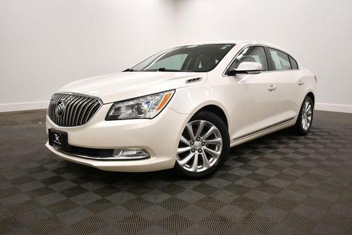 White Diamond Clearcoat 2014 Buick LaCrosse Leather