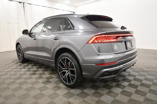 2023 Audi Q8 55 Premium Plus