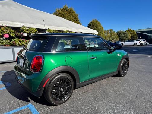 2021 MINI Hardtop Cooper