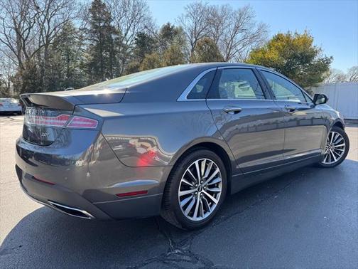 2017 Lincoln MKZ Base