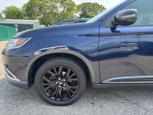 2018 Mitsubishi Outlander ES
