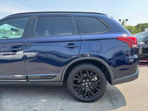 2018 Mitsubishi Outlander ES
