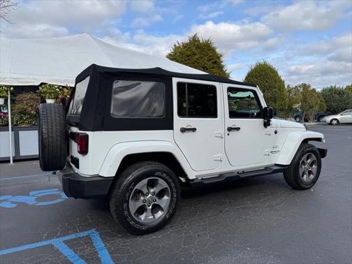 2017 Jeep Wrangler Unlimited Sahara