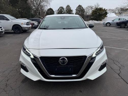 2021 Nissan Altima SR FWD