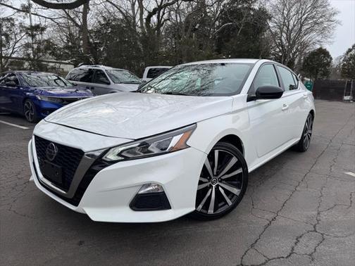 2021 Nissan Altima SR FWD