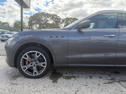 2017 Maserati Levante S