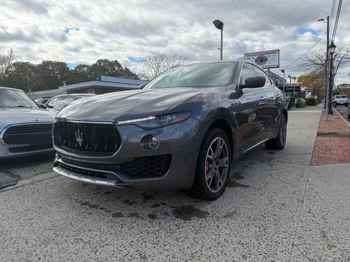 2017 Maserati Levante S
