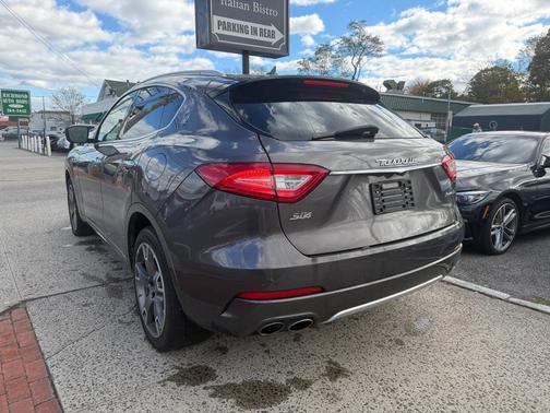 2017 Maserati Levante S