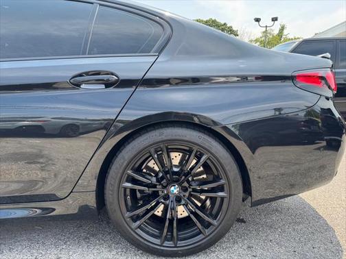2022 BMW M5 Base