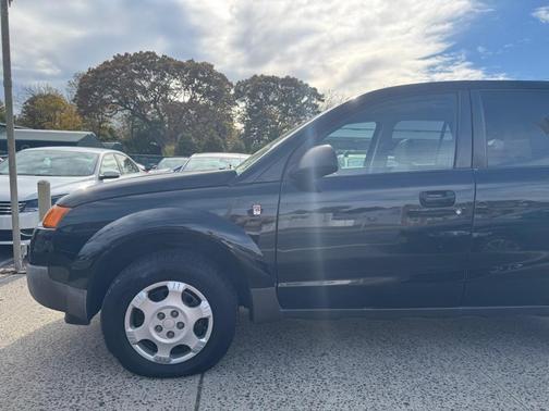 2005 Saturn Vue Base