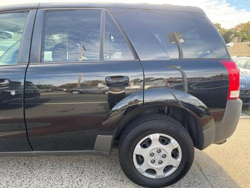 2005 Saturn Vue Base