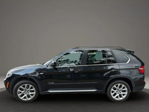 Black 2013 BMW X5 xDrive 35i Sport Activity