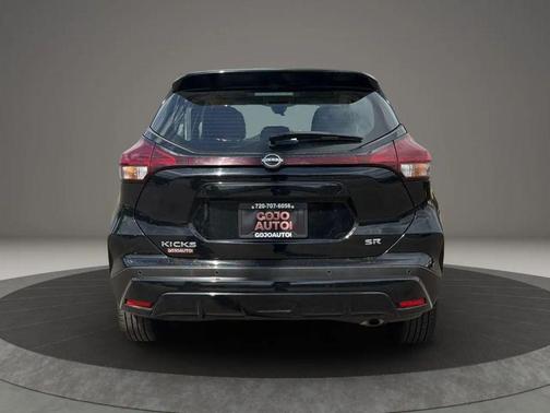 Super Black 2024 Nissan Kicks SR