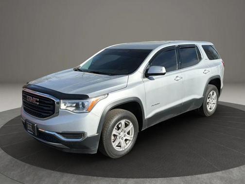 Quicksilver Metallic 2019 GMC Acadia SLE-1