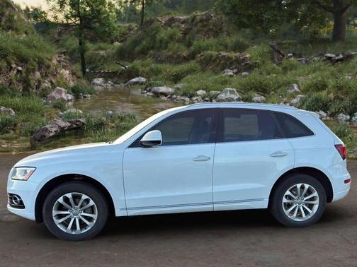 2016 Audi Q5 2.0T Premium