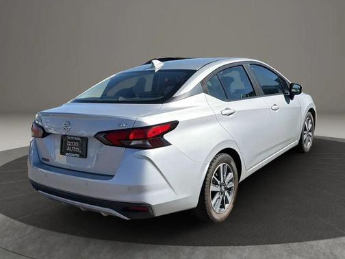 2020 Nissan Versa 1.6 SV