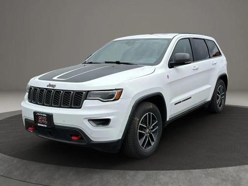 Bright White Clearcoat 2017 Jeep Grand Cherokee Trailhawk