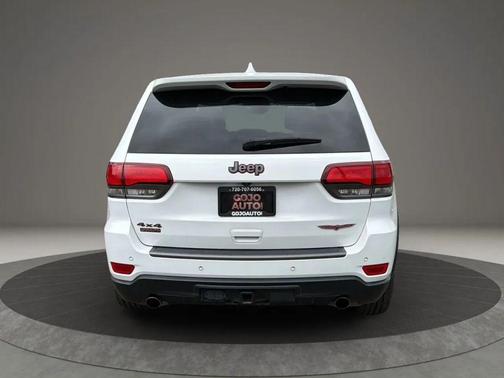 Bright White Clearcoat 2017 Jeep Grand Cherokee Trailhawk