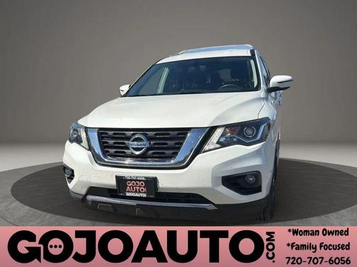 White 2019 Nissan Pathfinder SV Sport Utility 4D