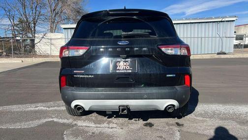 2020 Ford Escape Titanium