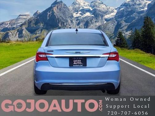 2012 Chrysler 200 Touring