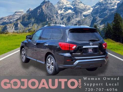 2017 Nissan Pathfinder S