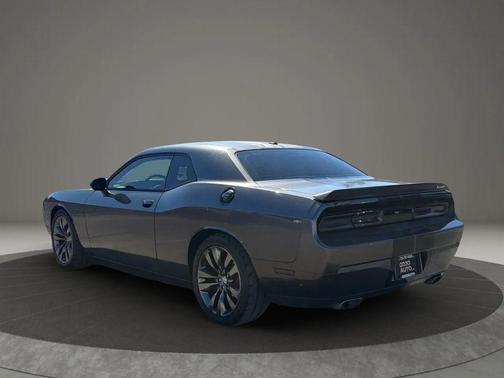 2014 Dodge Challenger SRT8 Core