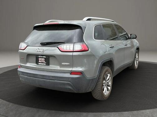 Gray 2019 Jeep Cherokee Latitude Plus