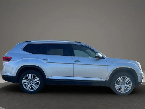 2018 Volkswagen Atlas 3.6L SEL Premium