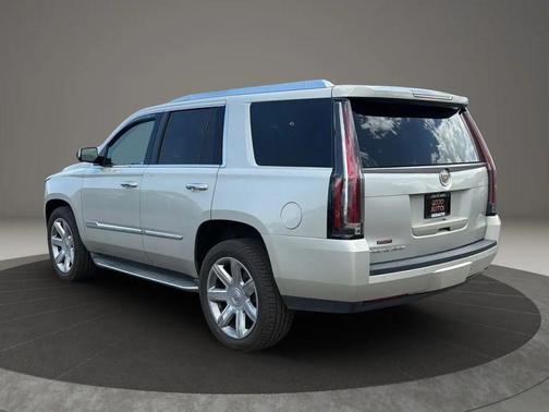 Silver Coast Metallic 2015 Cadillac Escalade Luxury