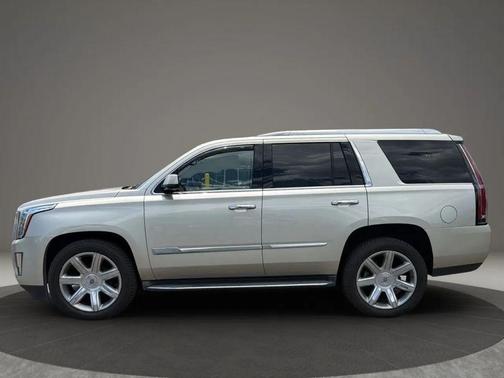 Silver Coast Metallic 2015 Cadillac Escalade Luxury
