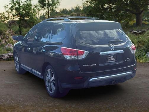 2013 Nissan Pathfinder Platinum