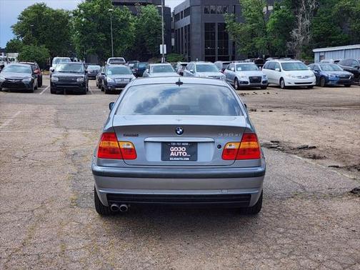 2005 BMW 330 330xi Sedan 4D