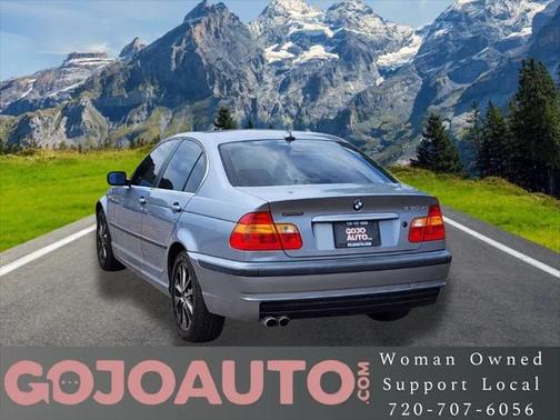 2005 BMW 330 330xi Sedan 4D