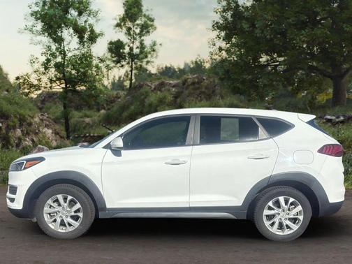 2020 Hyundai TUCSON SE