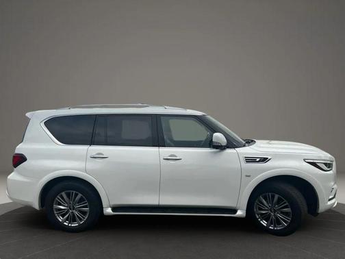 2018 INFINITI QX80 Base