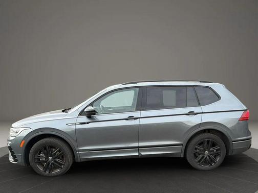 2022 Volkswagen Tiguan 2.0T SE R-Line Black 4MOTION