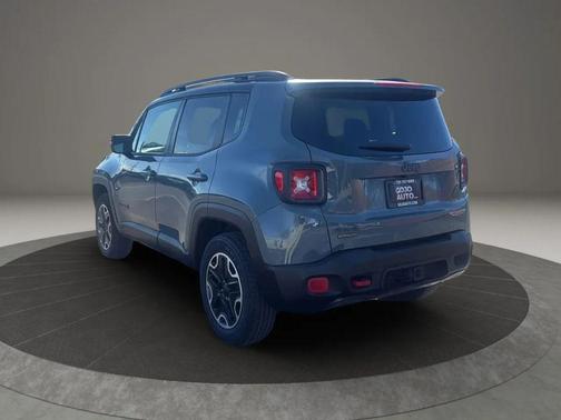 2016 Jeep Renegade Trailhawk