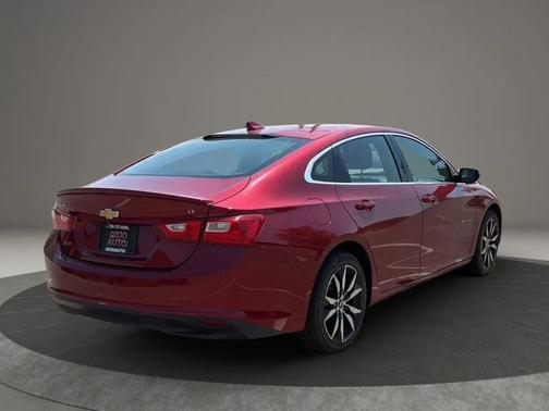 Cajun Red Tintcoat 2018 Chevrolet Malibu LT