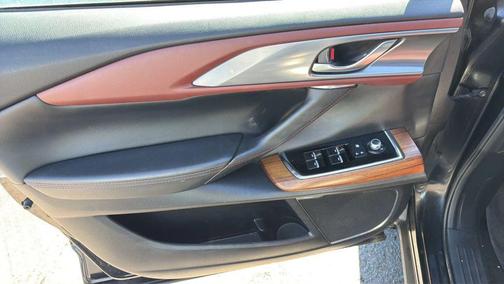 2018 Mazda CX-9 Signature