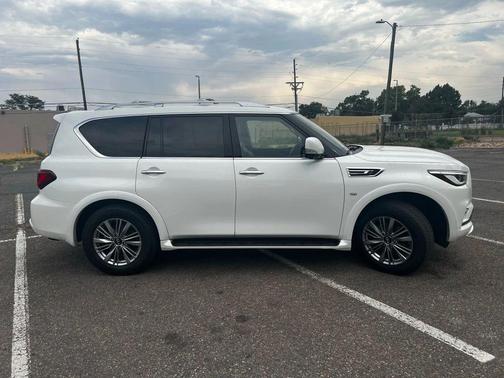2018 INFINITI QX80 Base