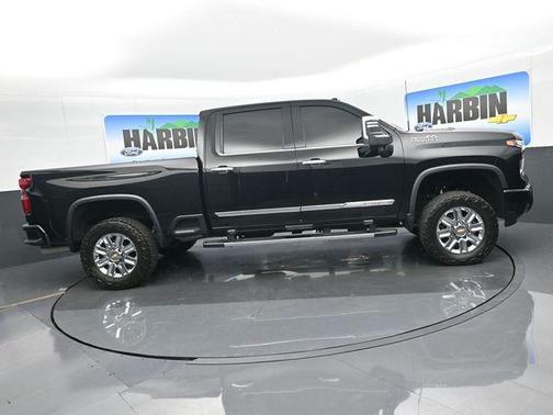Black 2024 Chevrolet Silverado 2500 High Country