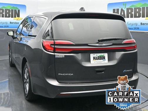 2023 Chrysler Pacifica Hybrid Touring L